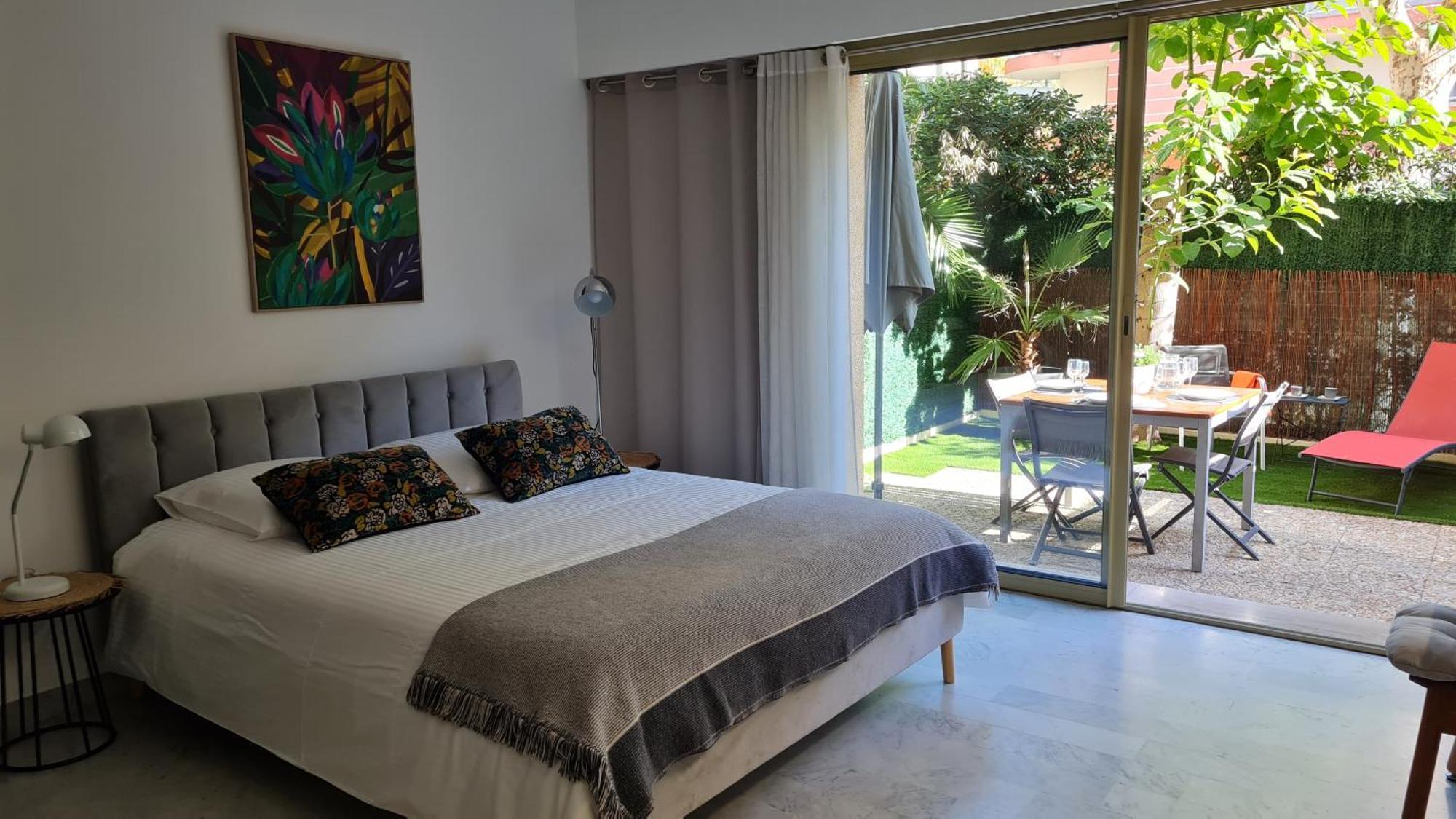 Studio Sun-Beach Avec Parking Et Jardin - 500M Des Plages De Juan Les Pins Antibes Exterior photo